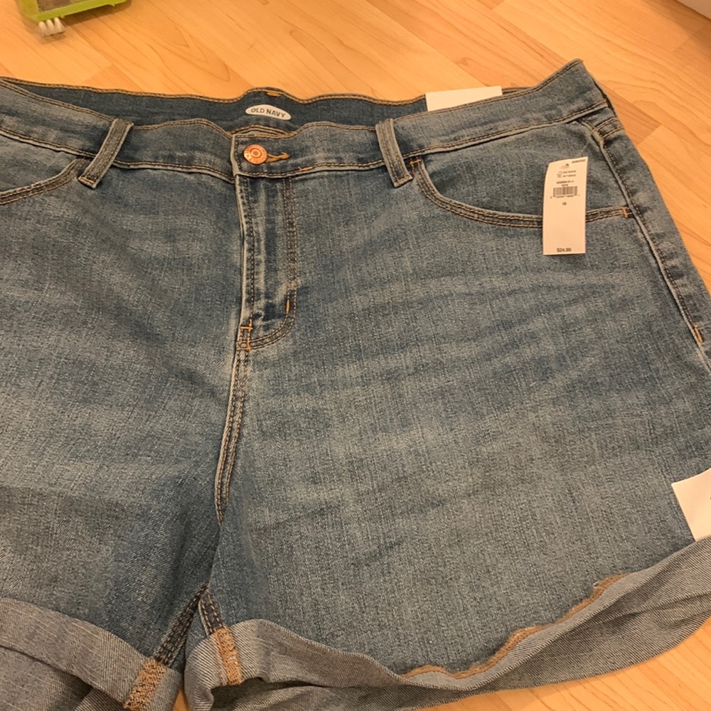 NWT Old Navy Denim Shorts